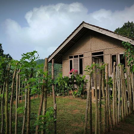 Farmstay Manangel Sindanglaka Bagian luar foto
